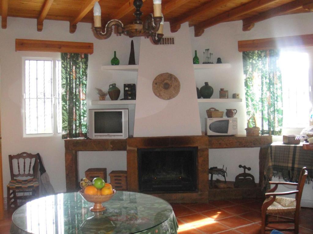 Apartamentos Buganvilla Villaluenga Del Rosario Szoba fotó